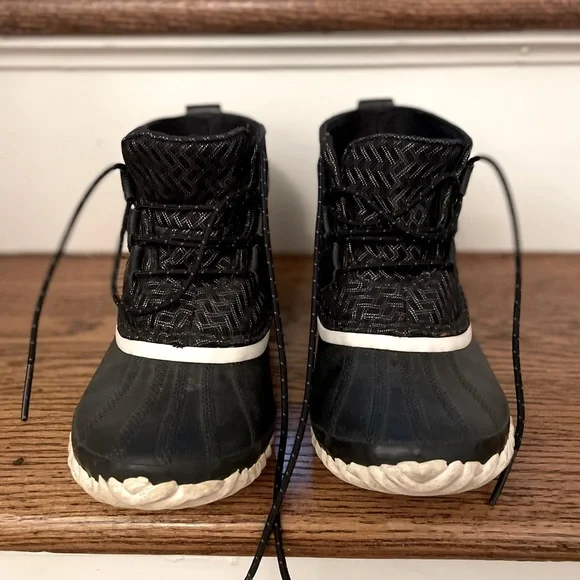 Sorel Boots - Picture 2 of 3